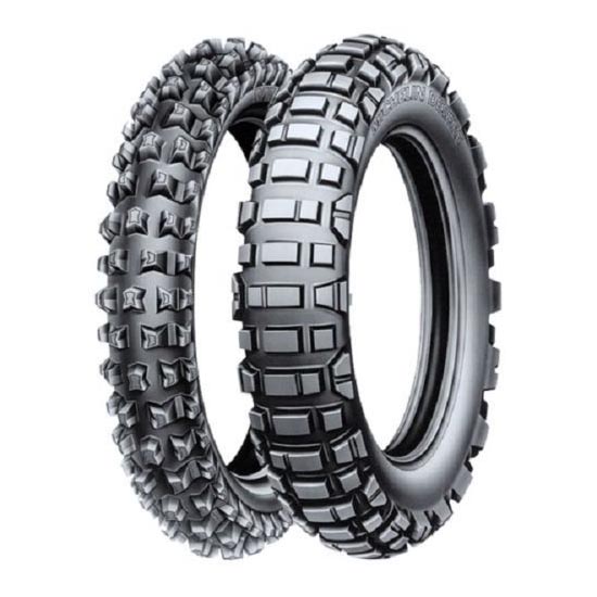Michelin Desert Race Baja 140/80 - 18 70R TT (pneu traseiro)